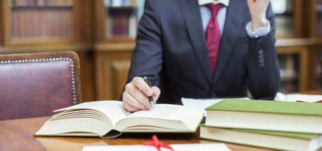 Qué estudiar para ser abogado | Requisitos y Oportunidades