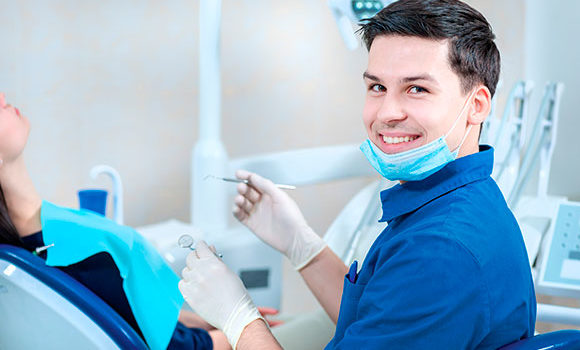 Qué estudiar para ser dentista | Requisitos y Oportunidades