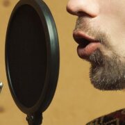 Qué estudiar para ser un actor de voz